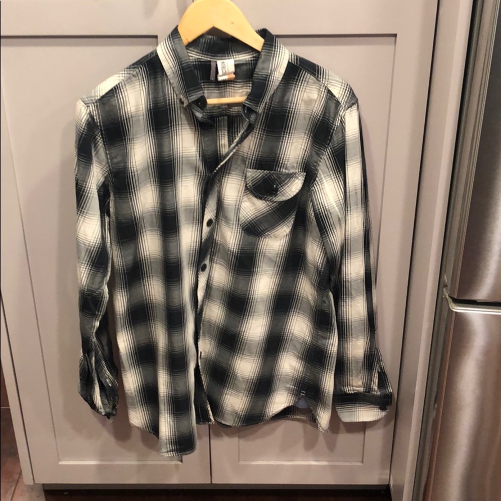 Plectrum by Ben sherman. Black and off white plaid